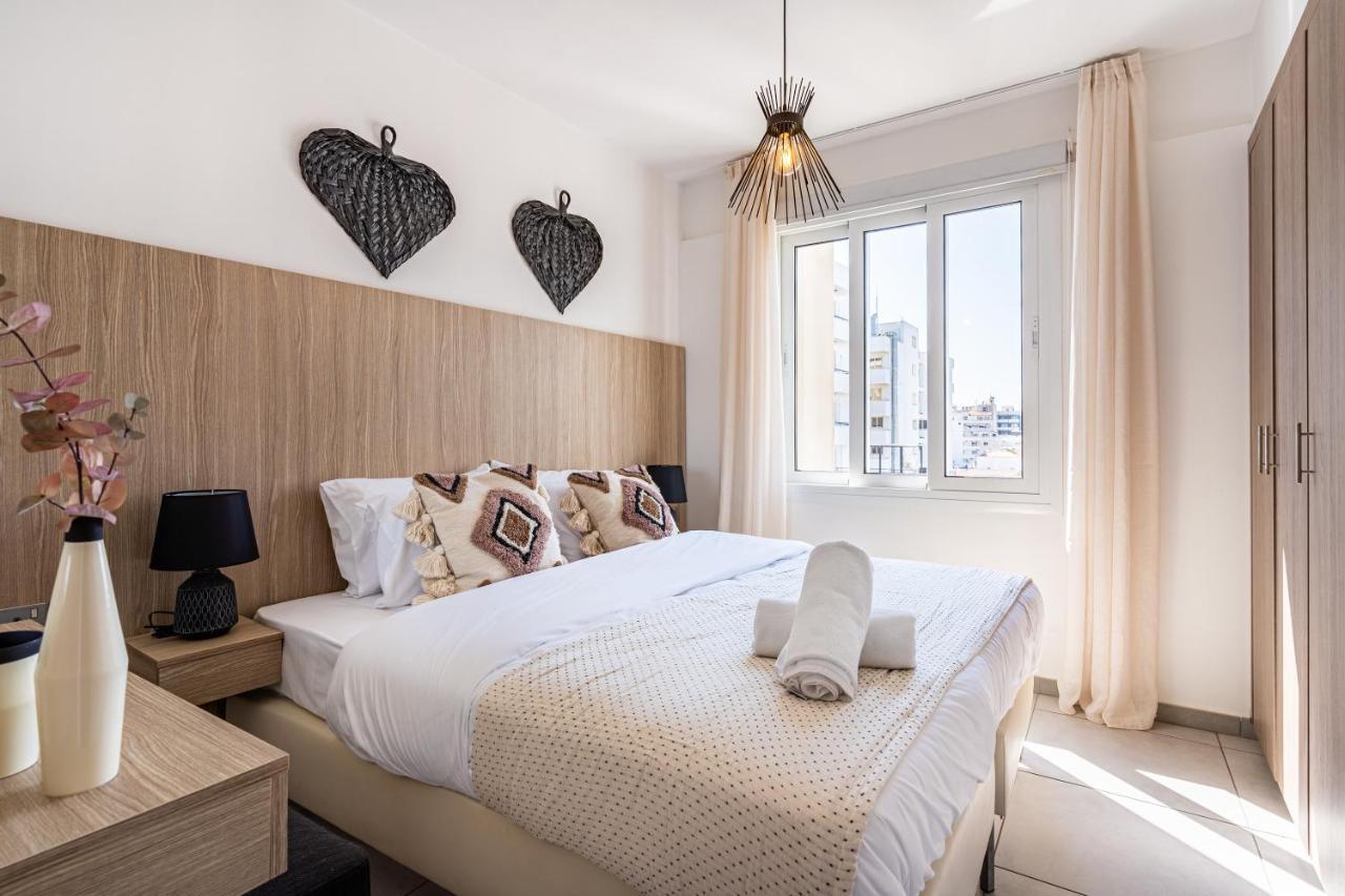 Made With Love 1-Br Apt By Finikoudes Beach Larnaca Exteriör bild