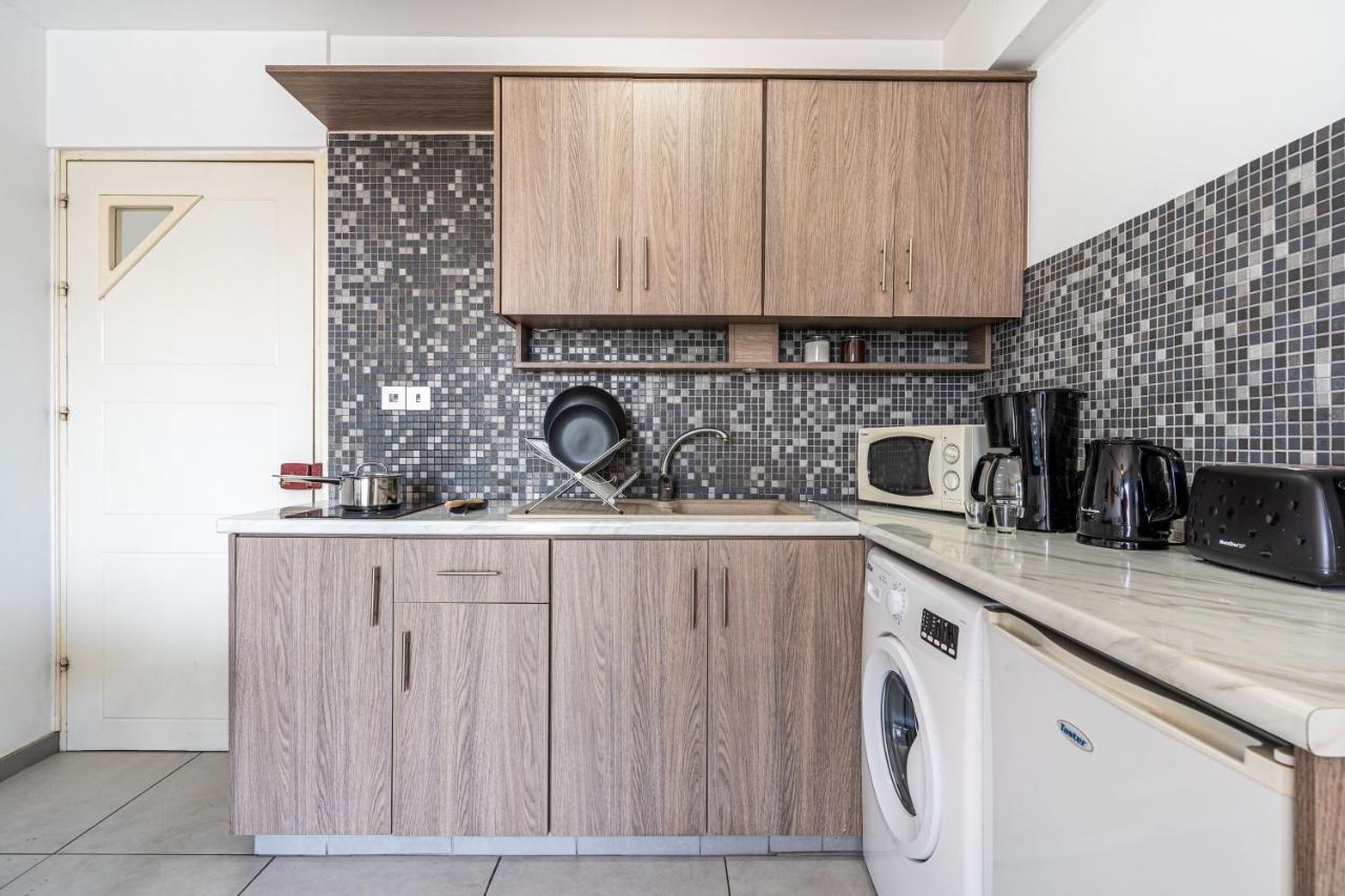 Made With Love 1-Br Apt By Finikoudes Beach Larnaca Exteriör bild